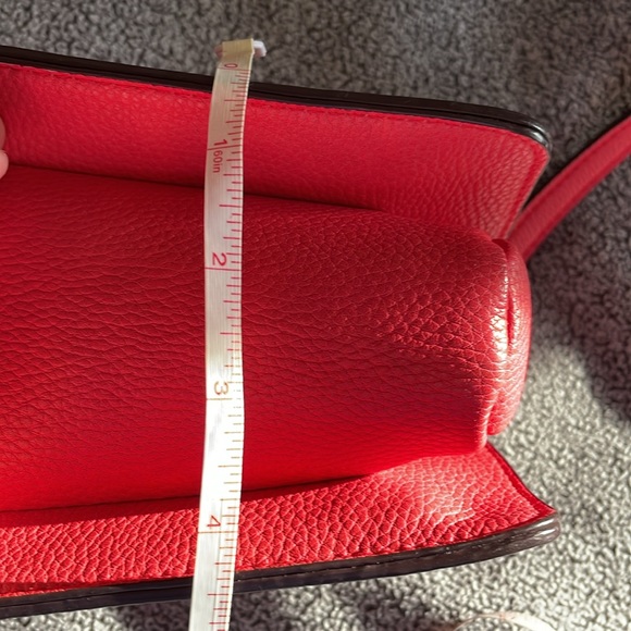 Street Level Crossbody Handbag - Picture 12 of 14